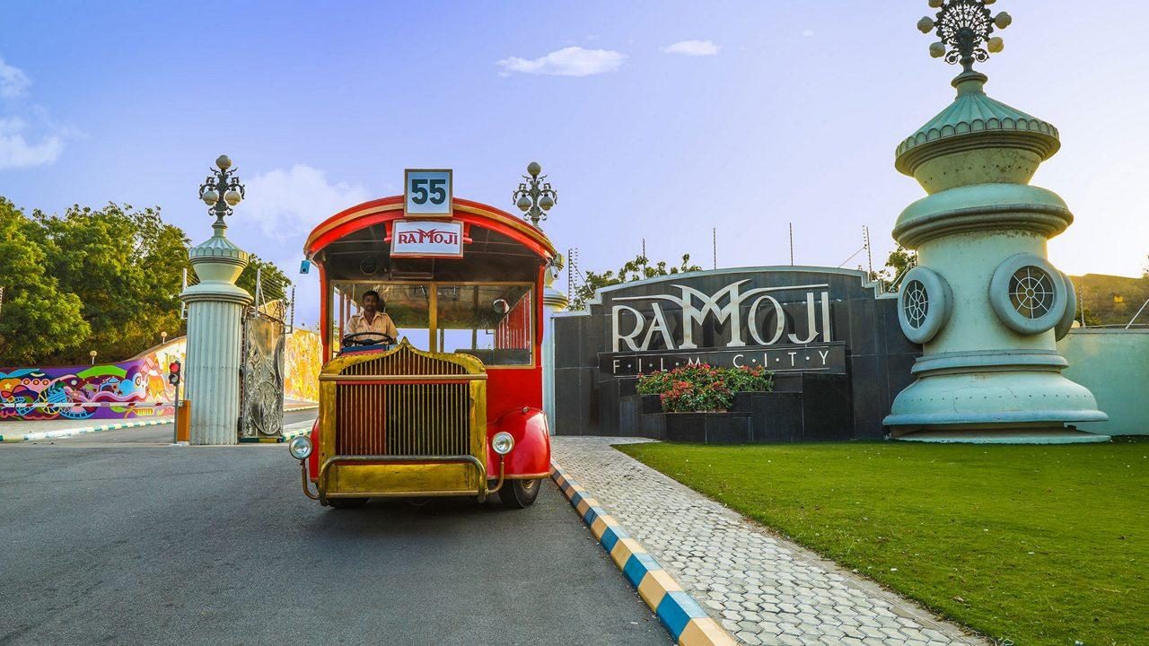 Hyderabad with Ramoji and Srisailam – 4 Nights / 5 Days