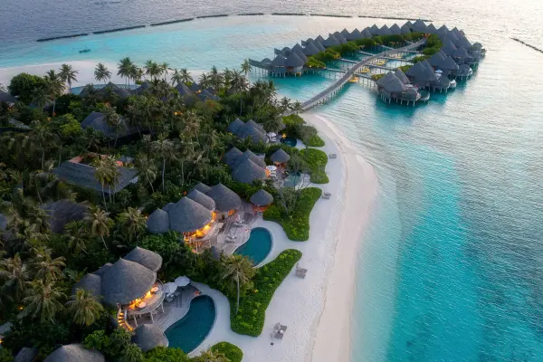 Maldives 4 Nights / 5 Days Package